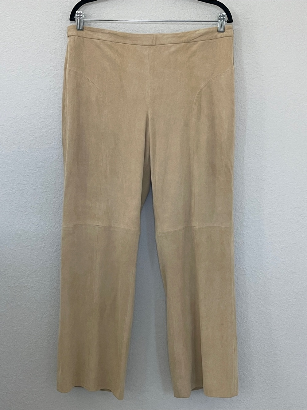 Carlisle Women’s Size 12 100% Suede Leather Pants Beige Tan Straight Leg EUC